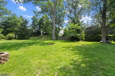 260 Saint Cloud Ave, West Orange Township, NJ 07052 - Photo 39