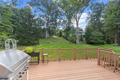 260 Saint Cloud Ave, West Orange Township, NJ 07052 - Photo 13