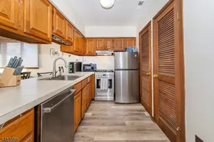 1 Deer Valley Ln, Vernon, NJ 07462 - Photo 9