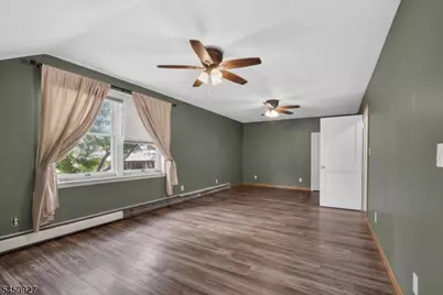 322 Romain Ave, Pompton Lakes, NJ 07442 - Photo 13