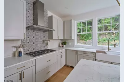 30 N Franklin St, Lambertville, NJ 08530 - Photo 11