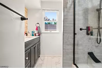 28 Brookhill Ter, Clifton, NJ 07013 - Photo 21