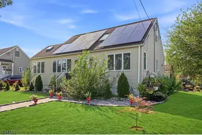 28 Brookhill Ter, Clifton, NJ 07013 - Photo 3