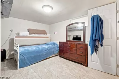 28 Brookhill Ter, Clifton, NJ 07013 - Photo 43