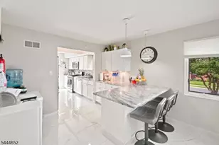 28 Brookhill Ter, Clifton, NJ 07013 - Photo 13