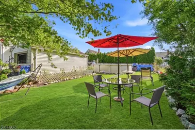 28 Brookhill Ter, Clifton, NJ 07013 - Photo 39