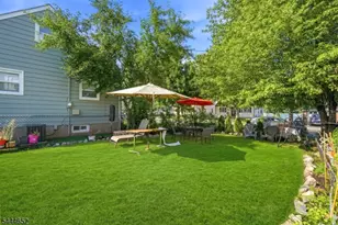 28 Brookhill Ter, Clifton, NJ 07013 - Photo 37