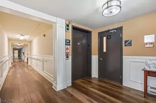 89 Park Edge, Berkeley Heights Township, NJ 07922 - Photo 3
