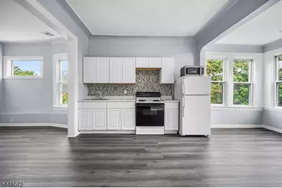 304 Ridgewood Ave, Newark, NJ 07112 - Photo 23
