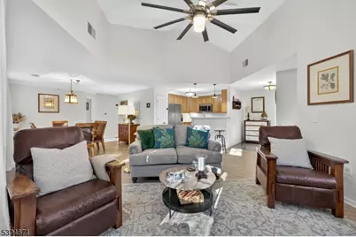 10 Pine Cres Unit #21, Vernon, NJ 07462 - Photo 9