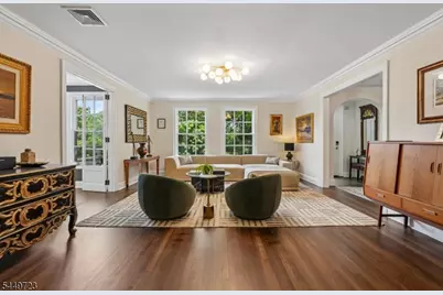 323 Montrose Ave, South Orange, NJ 07079 - Photo 9