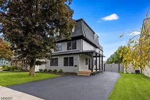 1074 Colfax Ave, Pompton Lakes, NJ 07442 - Photo 1