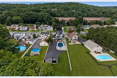 1074 Colfax Ave, Pompton Lakes, NJ 07442 - Photo 41