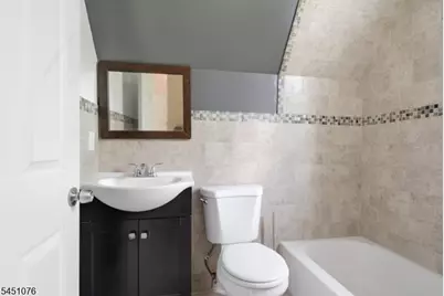 26 Seymour Ave, Newark, NJ 07108 - Photo 15