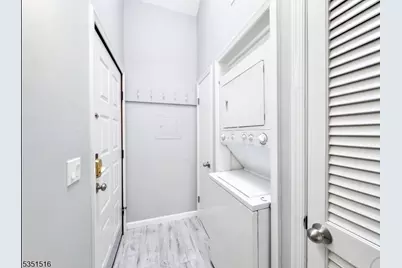 4 Alta Ct Unit 2, Vernon, NJ 07462 - Photo 3