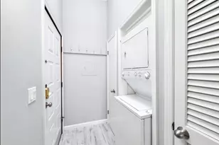 4 Alta Ct Unit 2, Vernon, NJ 07462 - Photo 3