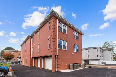 24 Garibaldi Ave #1, Newark, NJ 07114 - Photo 11