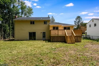 125 Clover Hill Dr, Mount Olive, NJ 07836 - Photo 17