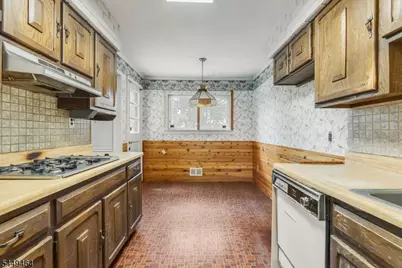 125 Clover Hill Dr, Mount Olive, NJ 07836 - Photo 7