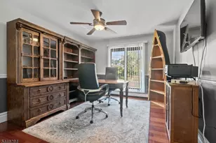8 Cracco Ln, Wayne, NJ 07470 - Photo 37