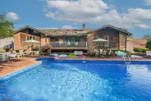 8 Cracco Ln, Wayne, NJ 07470 - Photo 5