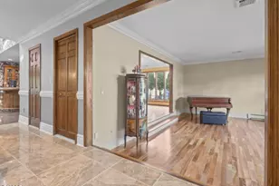 8 Cracco Ln, Wayne, NJ 07470 - Photo 11