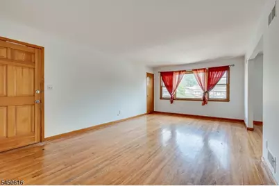 183 Laurel Ave, Union Township, NJ 07083 - Photo 23