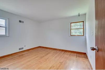 183 Laurel Ave, Union Township, NJ 07083 - Photo 33