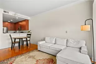 48 S Park St, Montclair Twp., NJ 07042 - Photo 13