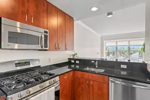 48 S Park St, Montclair Twp., NJ 07042 - Photo 11