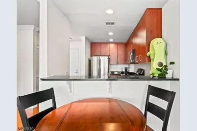 48 S Park St #502, Montclair Twp., NJ 07042 - Photo 15