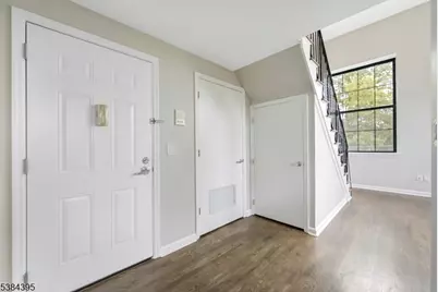 105 Marion St #18, Paterson, NJ 07522 - Photo 5
