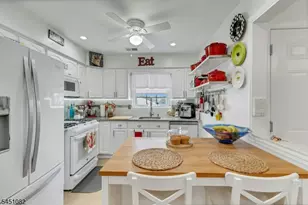 61 Sherman Ave, Newark, NJ 07114 - Photo 7