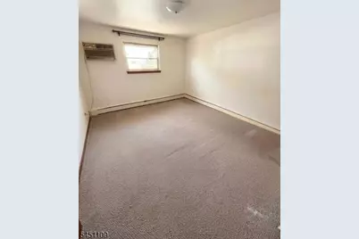 60 Williams Ave, Jersey City, NJ 07304 - Photo 7