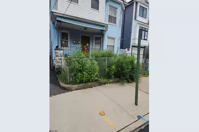 533 E 25th St, Paterson, NJ 07514 - Photo 1