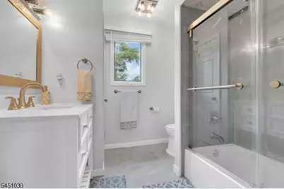 7 Hoagland Ct, Bridgewater, NJ 08807 - Photo 25