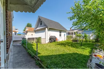 353 Princeton Ave, Hillside, NJ 07205 - Photo 7