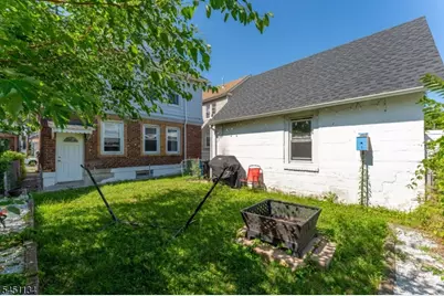 353 Princeton Ave, Hillside, NJ 07205 - Photo 5