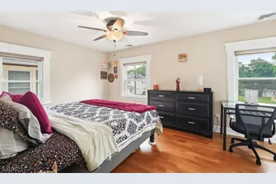 9 S Middaugh St, Somerville, NJ 08876 - Photo 17