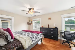 9 S Middaugh St, Somerville, NJ 08876 - Photo 17