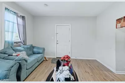 32 Jefferson St, Paterson, NJ 07522 - Photo 9