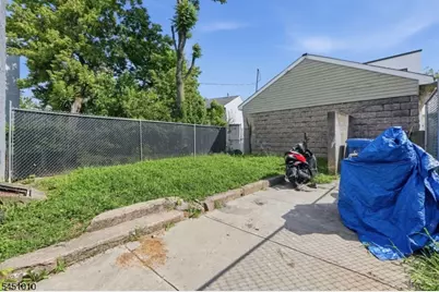 32 Jefferson St, Paterson, NJ 07522 - Photo 3