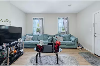 32 Jefferson St, Paterson, NJ 07522 - Photo 7