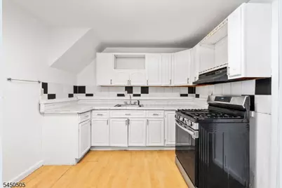 352 Totowa Ave, Paterson, NJ 07502 - Photo 9