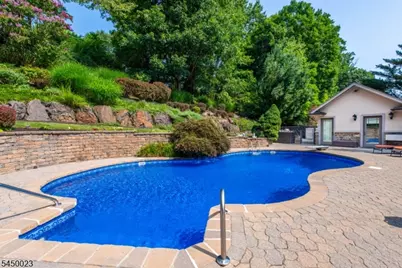 11 Ford Ln, Roseland, NJ 07068 - Photo 43