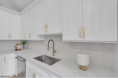 96 North St, Madison, NJ 07940 - Photo 21