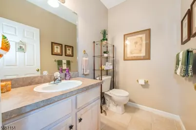2 Kingston Ct, Jefferson Township, NJ 07438 - Photo 23