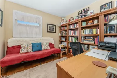 703 Rugby Rd, Lopatcong Township, NJ 08865 - Photo 17