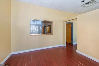 290 Union Blvd, Totowa, NJ 07512 - Photo 17