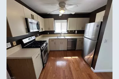 604 Wheatfield Ct., Raritan Township, NJ 08822 - Photo 3